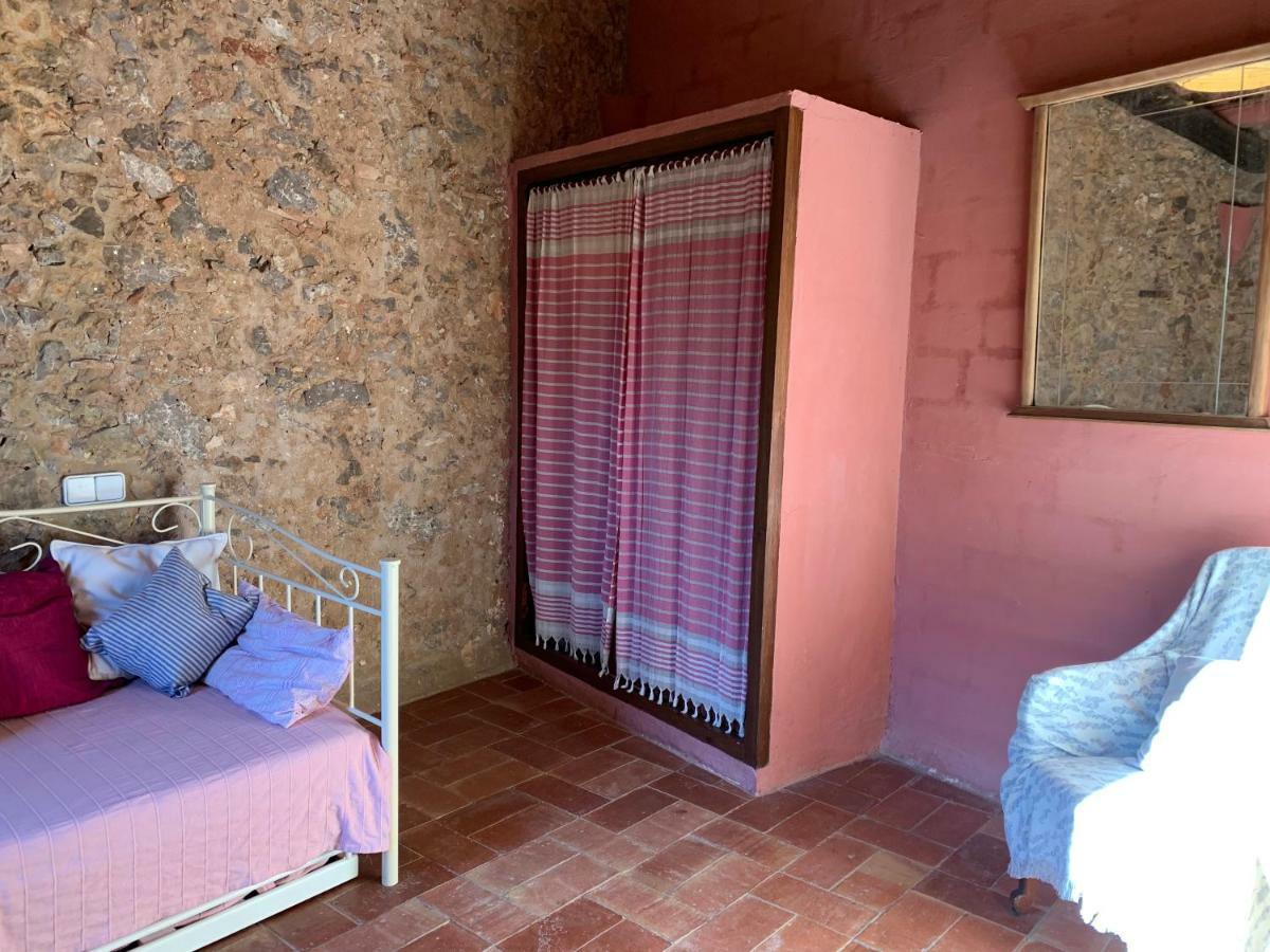 Santa Caterina - Dog Friendly With Garden Villa Sobrestany Buitenkant foto